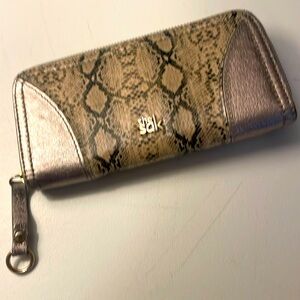 The Sak wallet